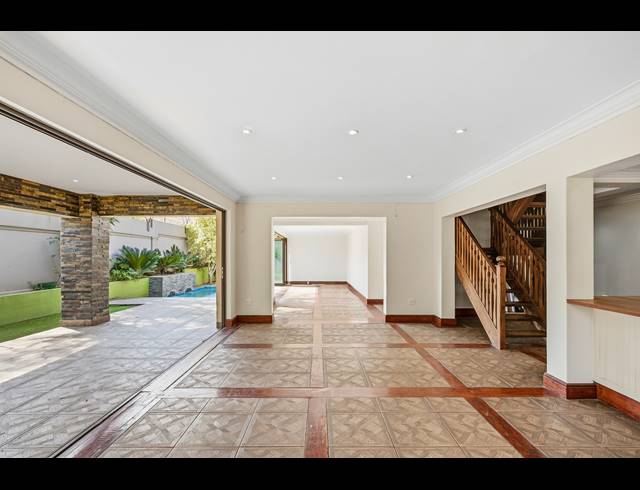 4 BEDROOM HOUSE FOR SALE IN DOUGLASDALE